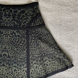 DVF Flote knit skirt black and green army size M